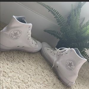 ‼️BRAND NEW All White LTD Edition Converse‼️